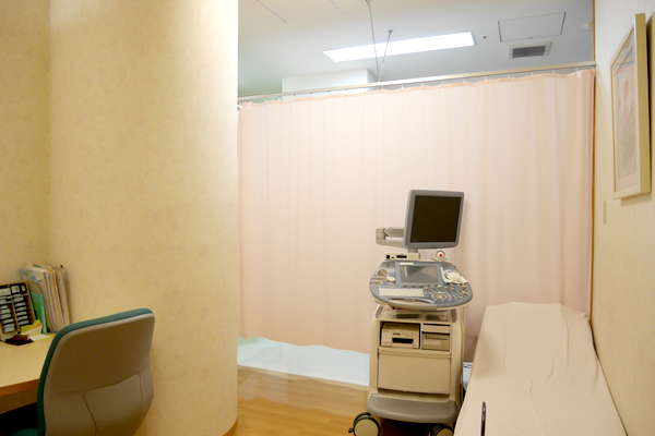 写真:産婦人科診療室